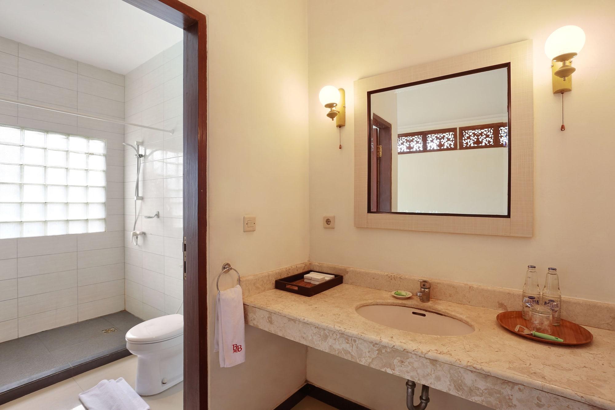 The Batu Belig Hotel & Spa 세미냑 외부 사진